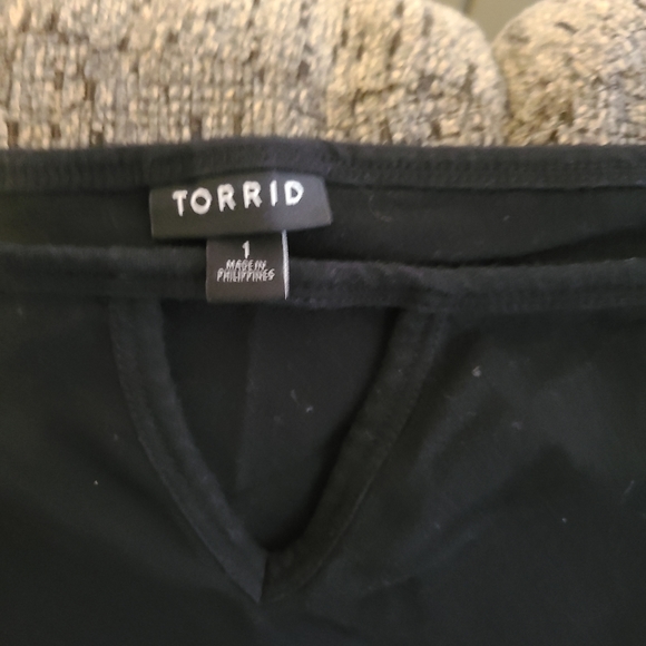Torrid top - Picture 2 of 2